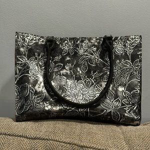 PATRICIA NASH BARK LEAVES ZONCONA  BLACK/SILVER TOOLED TOTE & Matching Wallet